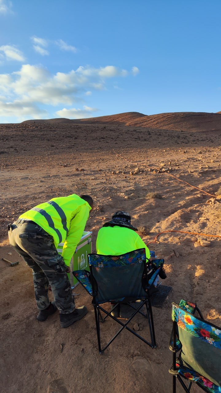 Équipe Oralys lors d'une campagne d'exploration